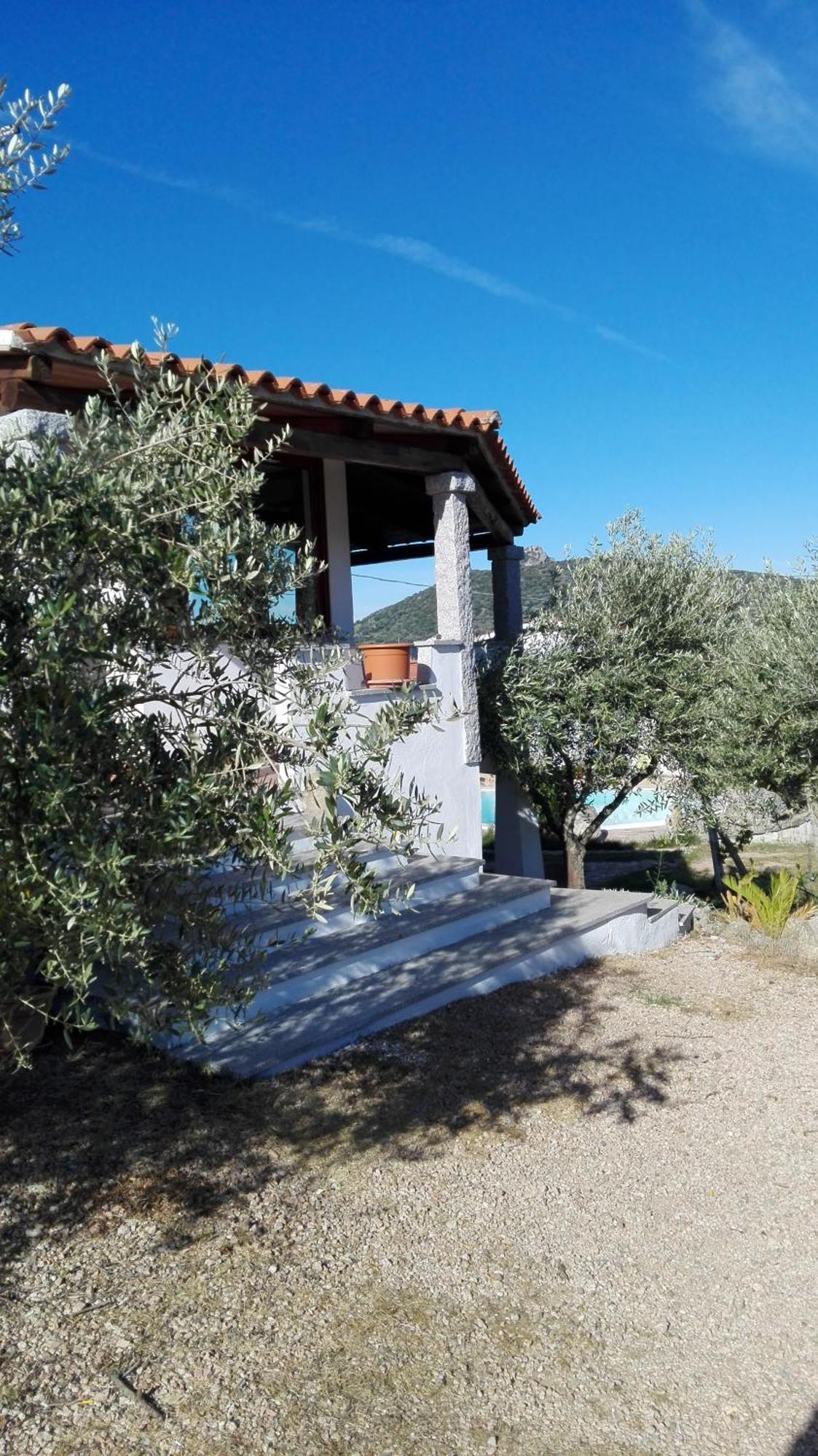Agriturismo B&B Domo De Resteblas Беркидда Экстерьер фото